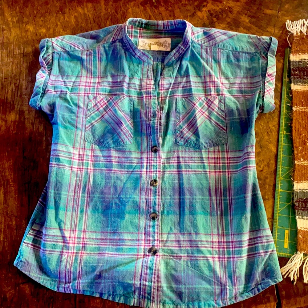 Cool top for summer